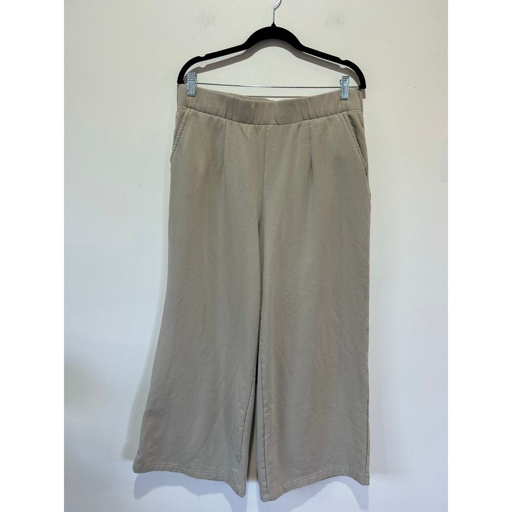 Torrid super soft fleece pants size 1 (1X) wide leg cropped tan